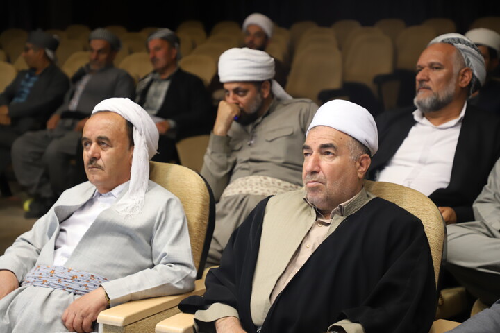 تصاویر/نشست هم اندیشی معاون تبلیغ و امور فرهنگی حوزه های علمیه کشور با روحانیون تبلیغی هجرت اهل تسنن استان کردستان