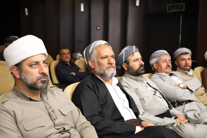 تصاویر/نشست هم اندیشی معاون تبلیغ و امور فرهنگی حوزه های علمیه کشور با روحانیون تبلیغی هجرت اهل تسنن استان کردستان