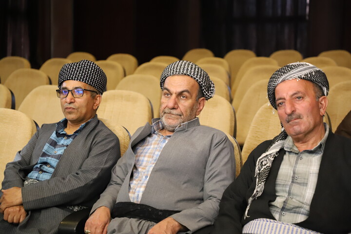 تصاویر/نشست هم اندیشی معاون تبلیغ و امور فرهنگی حوزه های علمیه کشور با روحانیون تبلیغی هجرت اهل تسنن استان کردستان