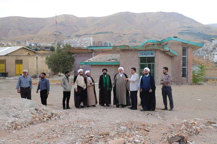 تصاویر/بازدید معاون تبلیغ حوزه های علمیه کشور از مرکز صدا و سیمای استان کردستان