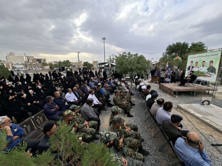 تصاویر/مراسم بزرگداشت هشتمین سالگرد شهادت مدافع سرافراز امنیت در کارچان