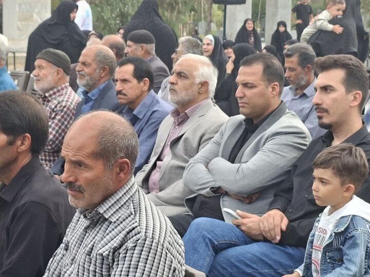تصاویر/مراسم بزرگداشت هشتمین سالگرد شهادت مدافع سرافراز امنیت در کارچان