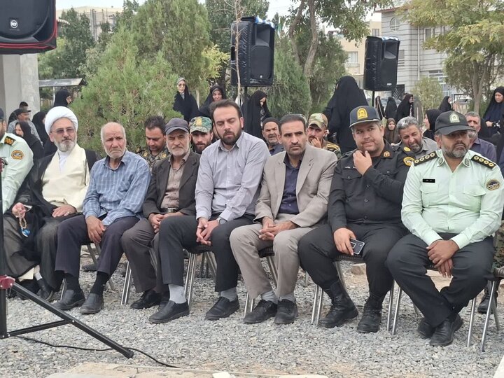 تصاویر/مراسم بزرگداشت هشتمین سالگرد شهادت مدافع سرافراز امنیت در کارچان