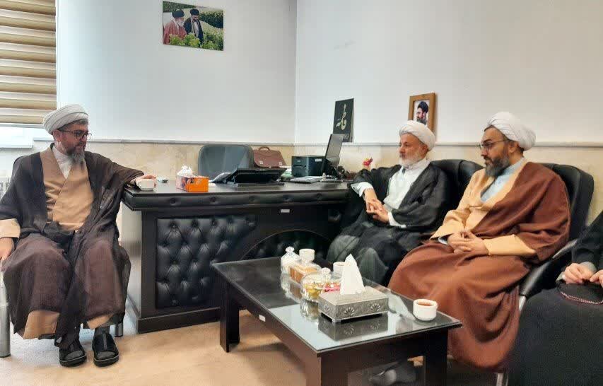تأکید بر هم‌افزایی تبلیغی و حوزوی در دیدار با مدیر حوزه های علمیه خواهران آذربایجان غربی