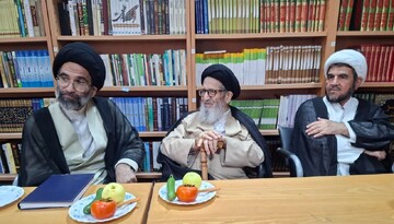 بازدید امام جمعه کاشان از مصاحبه حضوری درس خارج طلاب مدارس علمیه