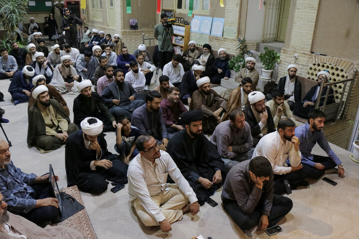 تصاویر/ یادواره شهدای دفاع مقدس و بزرگداشت امام شهید و شهدای جنگ رمضان در مرکز تخصصی اخلاق و معنویت آیت الله سعادت پرور ره