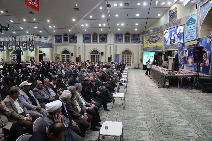 تصاویر / مراسم سالگرد شهادت شهید همدانی در همدان