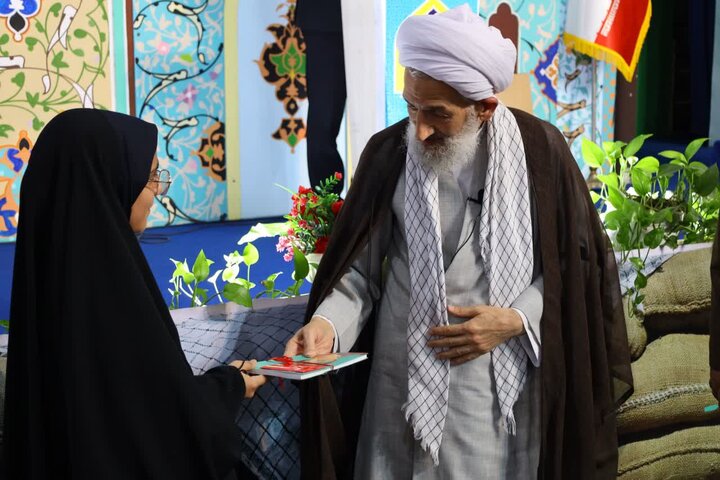 تصاویر/ نماز عبادی سیاسی جمعه در شهرستان ساری
