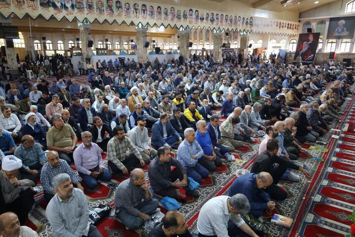 تصاویر/ نماز عبادی سیاسی جمعه در شهرستان ساری