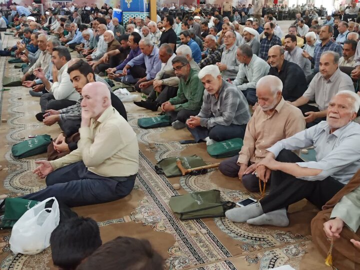 تصاویر/ نمازعبادی سیاسی جمعه کاشان