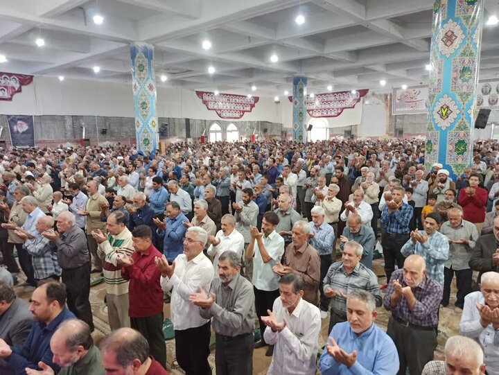 تصاویر/ نمازعبادی سیاسی جمعه کاشان
