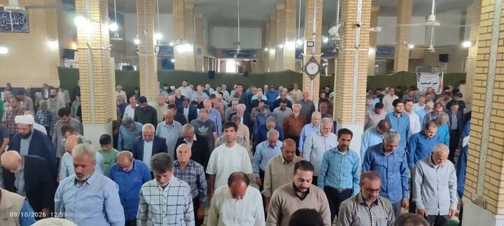 تصاویر/اقامه نماز عبادی سیاسی جمعه در زرندیه
