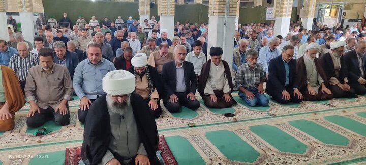 تصاویر/اقامه نماز عبادی سیاسی جمعه در زرندیه