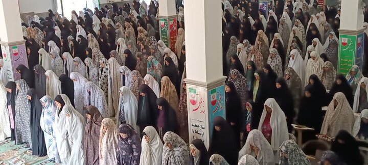 تصاویر/اقامه نماز عبادی سیاسی جمعه در ساوه
