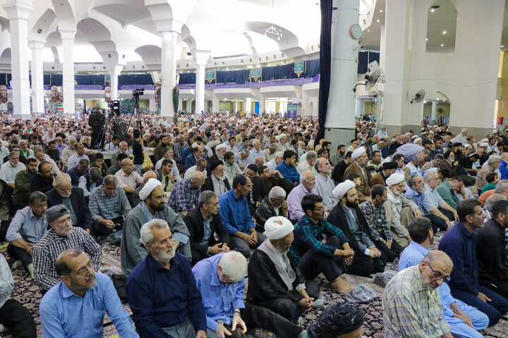 تصاویر/ اقامه نماز عبادی سیاسی جمعه در شهر مقدس قم