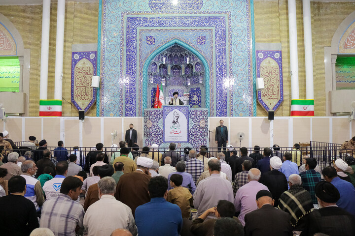 تصاویر/ اقامه نماز عبادی سیاسی جمعه در شهر مقدس قم