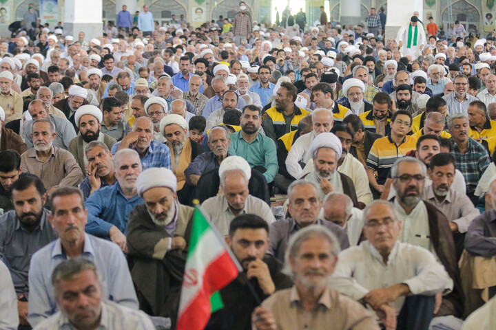 تصاویر/ اقامه نماز عبادی سیاسی جمعه در شهر مقدس قم