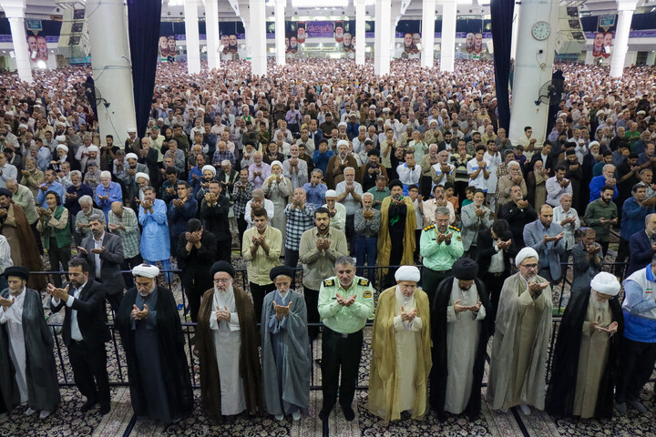 تصاویر/ اقامه نماز عبادی سیاسی جمعه در شهر مقدس قم