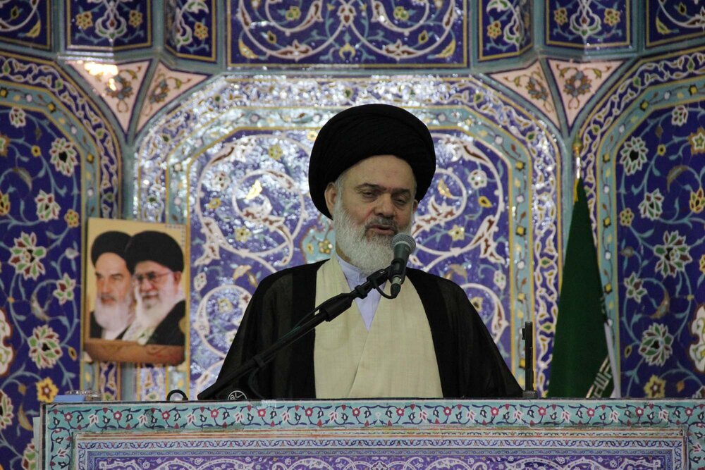 آیت الله حسینی بوشهری در نماز جمعه قم: