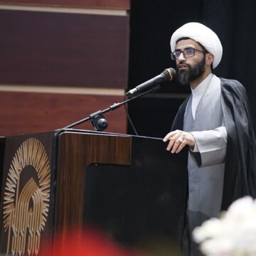 انقلاب، به کام دل؛ وقتی ابزار جذب مخاطب محل سؤال می‌شود