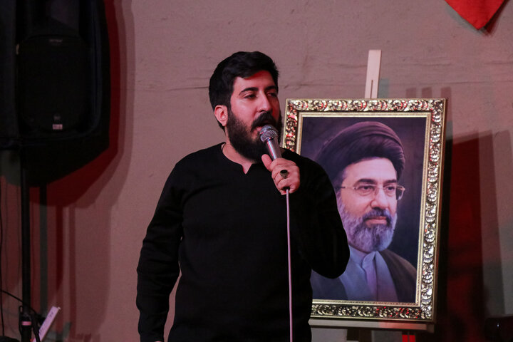 مراسم گرامیداشت رهبر شهید و شهدای مدرسه‌ علمیه قرآنی امام علی بن موسی‌الرضا (ع)