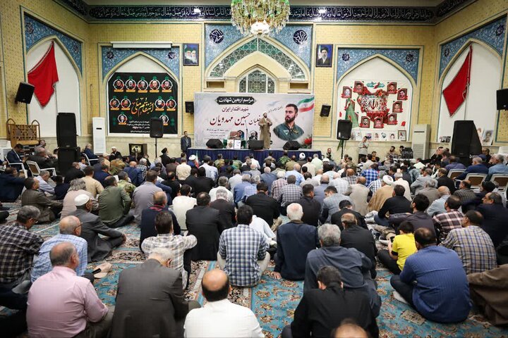 تصاویر / اربعین خلبان شهید جنگ تحمیلی در قزوین