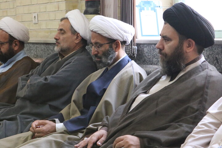 تصاویر/ درس اخلاق آیت الله موسوی اصفهانی در مسجد مدرسه علمیه آیت الله آخوند (ره)