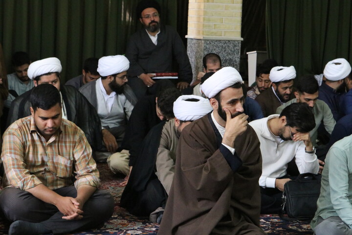 تصاویر/ درس اخلاق آیت الله موسوی اصفهانی در مسجد مدرسه علمیه آیت الله آخوند (ره)