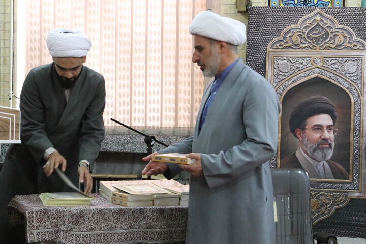 تصاویر/ تجلیل از ممتازین سال تحصیلی ۱۴۰۴-۱۴۰۵ مدرسه علمیه آیت الله آخوند (ره)