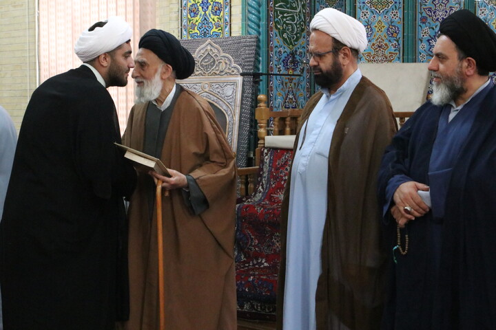 تصاویر/ تجلیل از ممتازین سال تحصیلی ۱۴۰۴-۱۴۰۵ مدرسه علمیه آیت الله آخوند (ره)