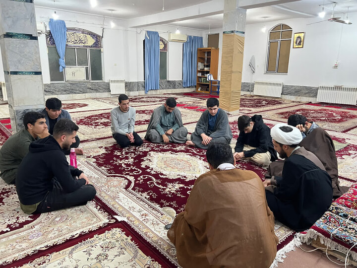 تصاویر/ حلقات تربیتی مدرسه علمیه ولیعصر (عج) آستارا