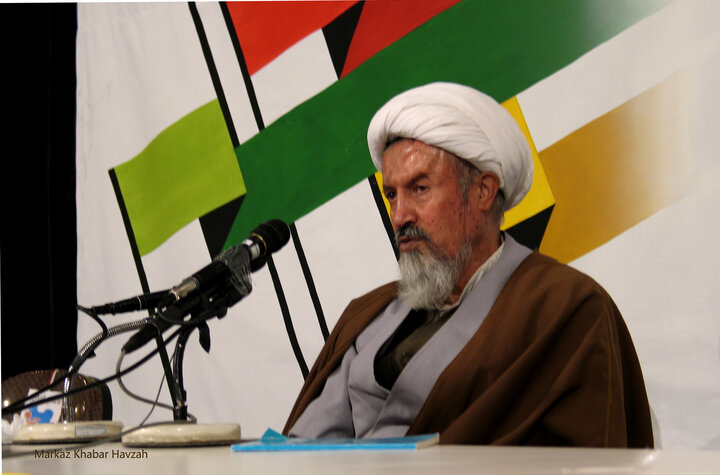 آیت‌الله محمد مومن