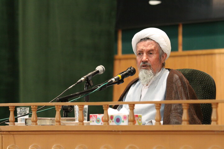 آیت‌الله محمد مومن