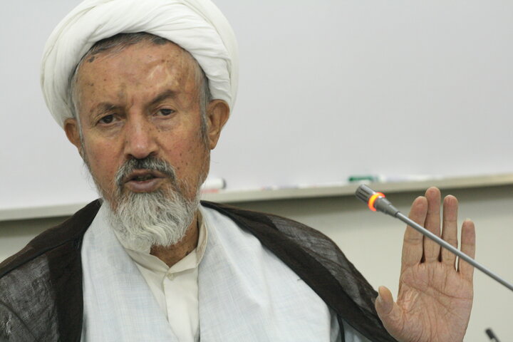 آیت‌الله محمد مومن