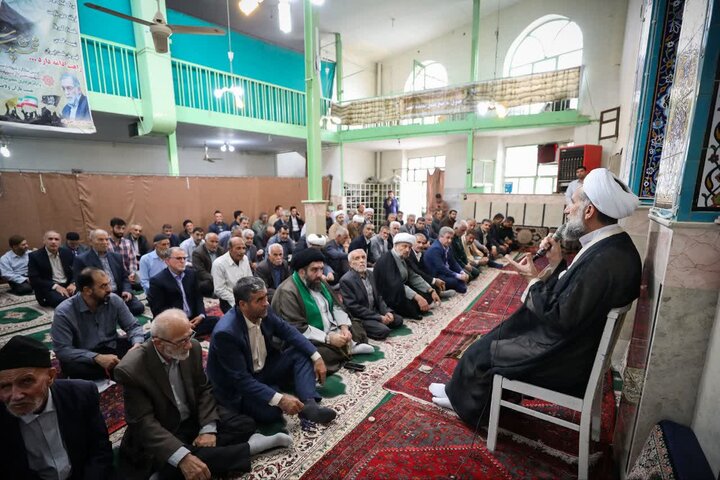 تصاویر / دیدار امام جمعه قزوین با اقشار مختلف مردم شهر اسفرورین
