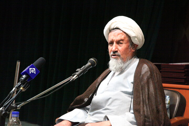 آیت‌الله محمد مومن