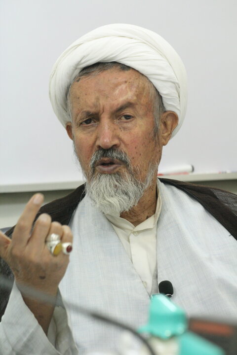 آیت‌الله محمد مومن