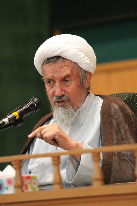 آیت‌الله محمد مومن