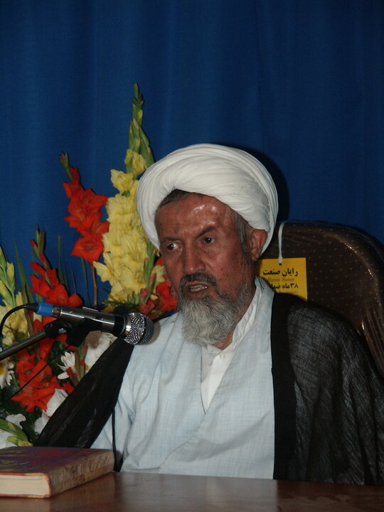 آیت‌الله محمد مومن