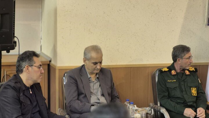 تصاویر/ جلسه ستاد توسعه و بازسازی عتبات عالیات با امام جمعه اردبیل