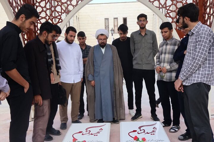 تصاویر/ بازدید طلاب حوزه علمیه امام خمینی (ره) ارومیه از موزه دفاع مقدس