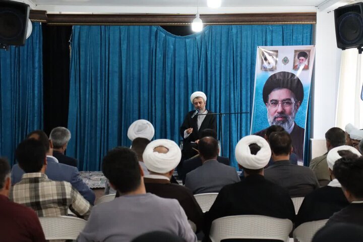 تصاویر/ برگزاری جلسه مشاوره اولیای طلاب در مدرسه علمیه امام محمدباقر (ع) شاهین دژ