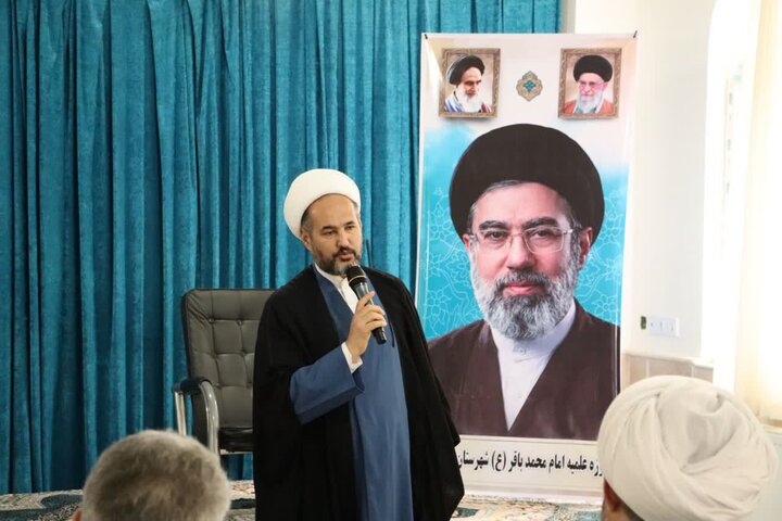 تصاویر/ برگزاری جلسه مشاوره اولیای طلاب در مدرسه علمیه امام محمدباقر (ع) شاهین دژ