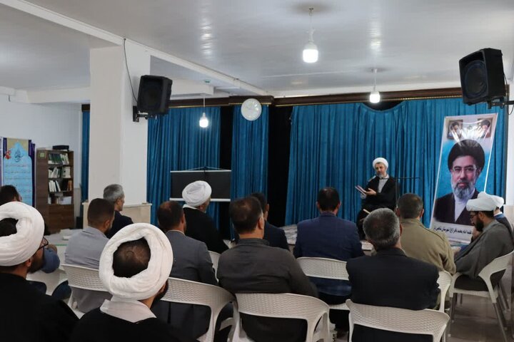 تصاویر/ برگزاری جلسه مشاوره اولیای طلاب در مدرسه علمیه امام محمدباقر (ع) شاهین دژ