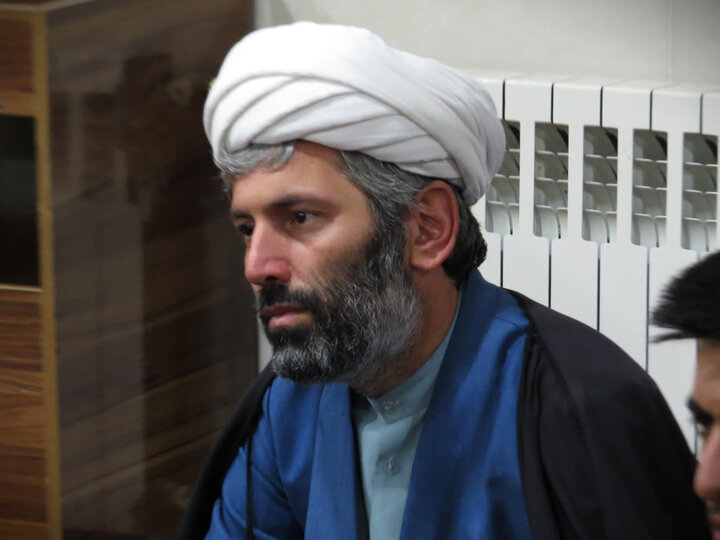 تصاویر/ درس اخلاق طلاب مدرسه علمیه امام خمینی (ره) خوی