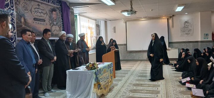 تصاویر/  مراسم افتتاحیه سال تحصیلی مدرسه علمیه تخصصی الزهرا سلام الله علیها شاهین دژ