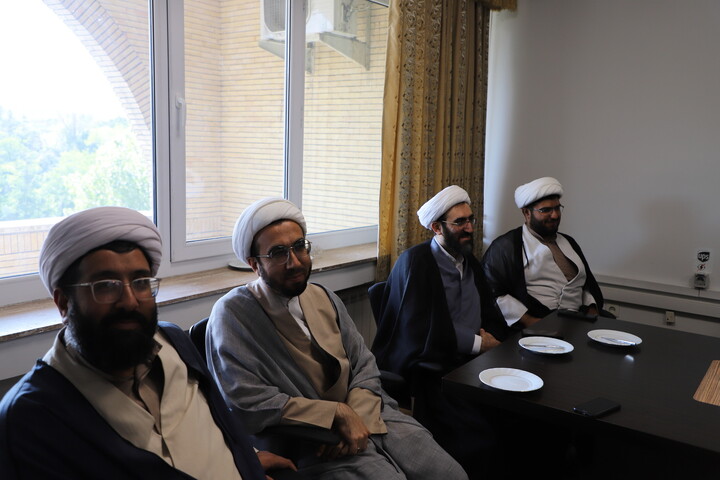 تصاویر / دیدار مسئولان حوزوی با مدیر حوزه علمیه استان آذبایجان شرقی