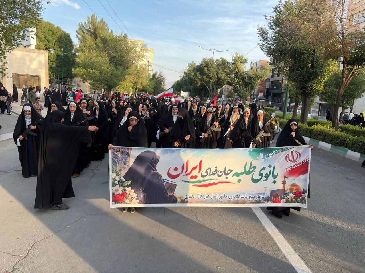 حضور پرشور طلاب خواهر استان چهارمحال و بختیاری در رزمایش «جان‌فدایان بام ایران»