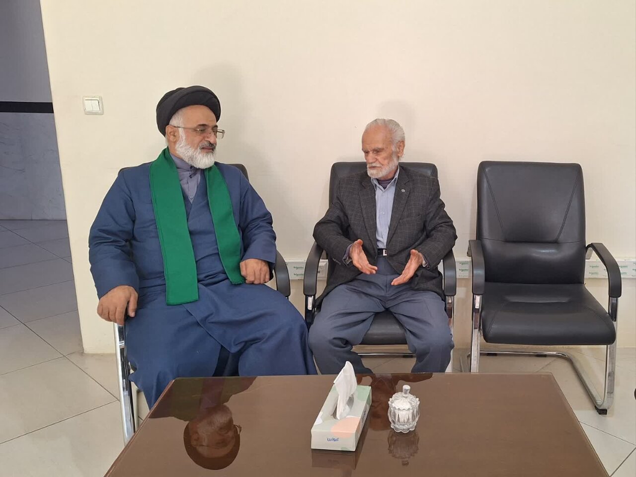 صبر و استقامت جانبازان برای قشرهای مختلف مردم جامعه الگوست