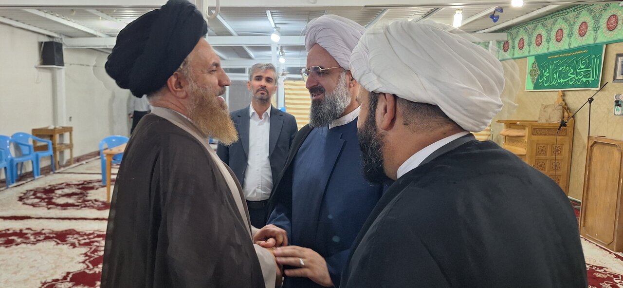 دیدار طاهری آکوردی با آیت الله ملک حسینی